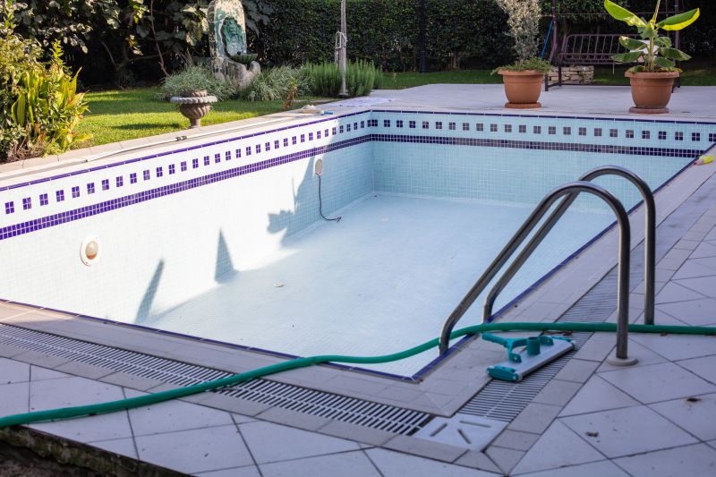 Removable Pool Fence Service detail